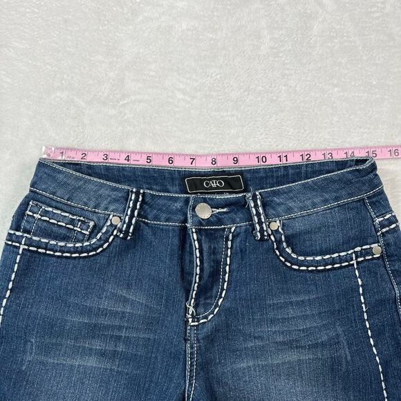 Cato Denim Shorts with Contrast Stitching Size 8 - Picture 7 of 9